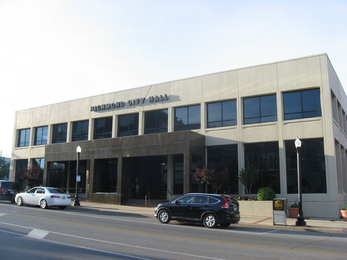 Richmond, KY - Archivo:Richmond city hall, Kentucky.jpg - Wikipedia, la enciclopedia libre
